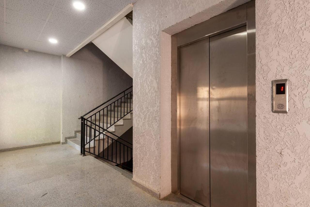 Veli Group Apartment In Old City Kutaiszi Kültér fotó